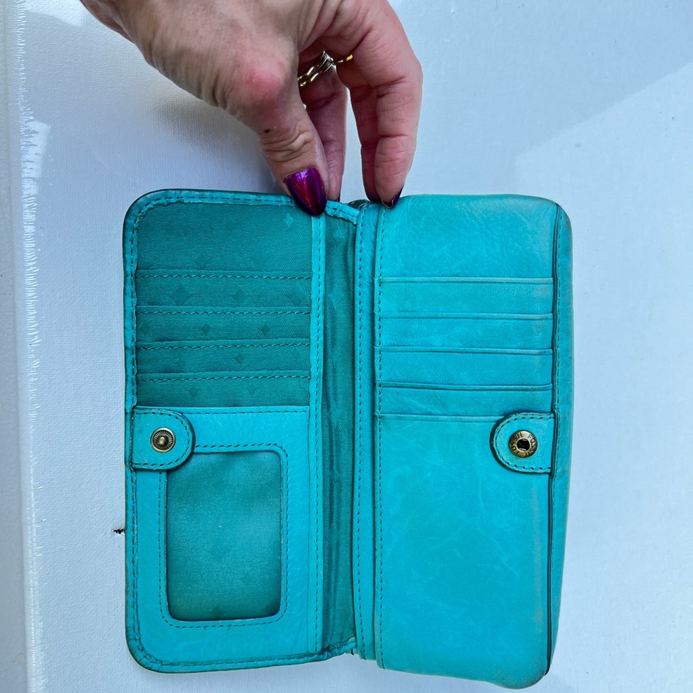 Fossil Green Leather Wallet - image 8